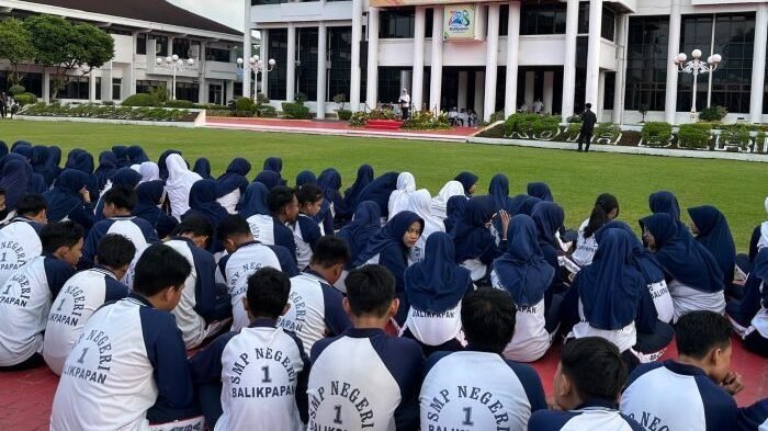 Pemkot peringati HAN Tahun 2025 di Halaman Balai Kota Balikpapan, pada Rabu (23/7/2025). Foto: BorneoFlash/Niken Sulastri