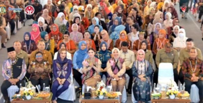 Peringatan HUT ke-45 Dewan Kerajinan Nasional (Dekranas) tahun 2025 yang digelar meriah di Balikpapan Sport and Convention Center (BSCC)/DOME Kota Balikpapan, Provinsi Kalimantan Timur. Foto: BorneoFlash/Niken Sulastri
