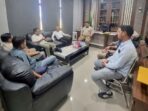 Pertemuan antara PLN UIP KLT dengan BPN Kabupaten Kutai Timur untuk mengamankan aset strategis infrastruktur kelistrikan melalui percepatan proses sertifikasi tanah. Foto: HO/PLN UIP KLT 