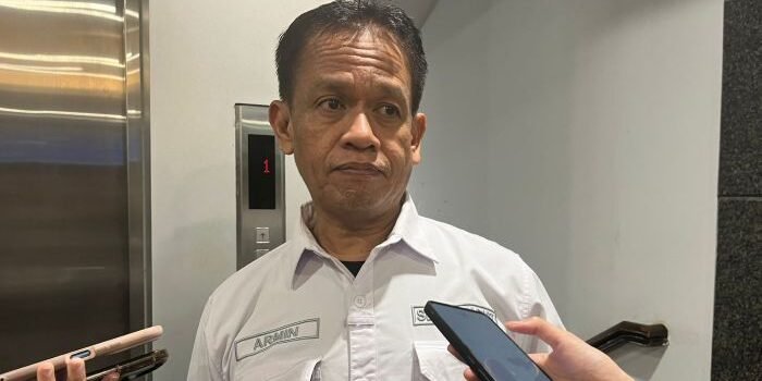 Pemprov Kaltim Pastikan Program Seragam Gratis SMA/SMK/SLB Terealisasi Penuh Paling Lambat Tahun 2026