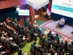 Presiden Prabowo Subianto berdiskusi selama 5 jam lebih dengan 82 profesional muda para penerima Presidential Fellowship in Economics & Business Leadership di kediaman pribadi Presiden Prabowo di Bukit Hambalang, Kabupaten Bogor, Jawa Barat, Sabtu (26/7/2025). Foto : ANTARA/HO-Sekretariat Kabinet.