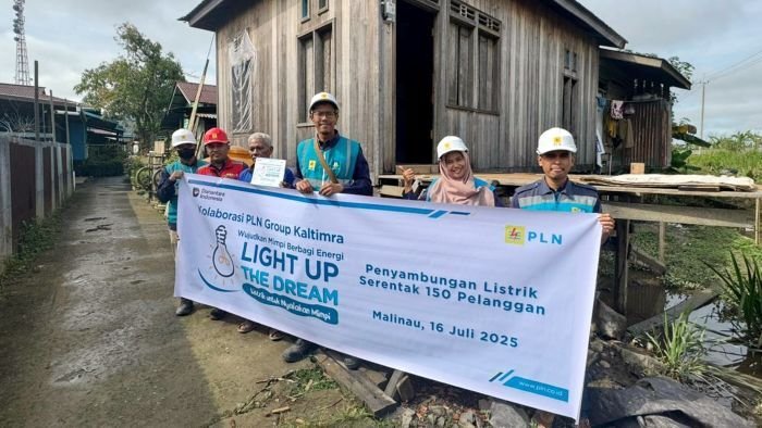 Program Light Up The Dream (LUTD) yang diinisiasi PLN Group Kalimantan Timur dan Kalimantan Utara (Kaltimra). Foto: HO/PLN UIP Kaltimra