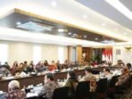 Rapat Koordinasi Tingkat Menteri terkait Akselerasi Pertumbuhan Ekonomi Semester II Tahun 2025, di Kantor Kemenko Perekonomian, Jakarta, Jumat (25/7/2025). FOTO: ANTARA/HO-Kementerian Koordinator Bidang Perekonomian.