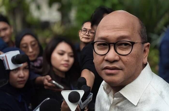 Menteri Investasi dan Hilirisasi/Kepala Badan Koordinasi Penanaman Modal (BKPM) Rosan Ruslani saat menyampaikan keterangan terkait Kampung Haji seusai menghadiri pertemuan dengan Presiden Prabowo Subianto di kompleks Istana Kepresidenan, Jakarta, Rabu (30/7/2025). FOTO: ANTARA/Andi Firdaus