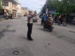 Satlantas Polresta Balikpapan kembali menggelar kegiatan rutin pengamanan dan pengaturan arus lalu lintas, pada Rabu (2/7/2025). Foto: HO/Humas Polresta Balikpapan