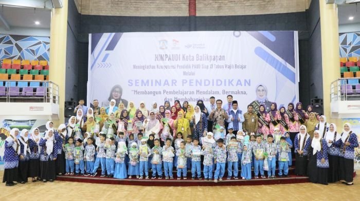 Seminar Pendidikan bersama HMPAUDI Kota Balikpapan, di Balikpapan Sport and Convention Center (BSCC)/DOME, pada hari Senin (21/7/2025). Foto: BorneoFlash/Niken Sulastri