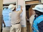 Simbolisasi penyalaan sambungan listrik dalam program LUTD digelar di kawasan Sungai Dama, Samarinda, pada Selasa (29/7/2025). Foto: HO/PLN UID Kaltimra
