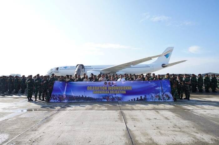 Menteri Pertahanan Republik Indonesia (Menhan RI), Sjafrie Sjamsoeddin, secara resmi memberangkatkan Kontingen Satgas Patriot II dari Pangkalan TNI AU Halim Perdanakusuma, Jakarta, pada Minggu (6/7/2025). Foto: kemhan.go.id
