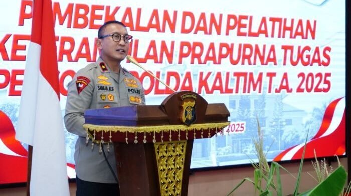 Wakapolda Kaltim Brigjen Pol Dr. H. M. Sabilul Alif, S.H., S.I.K., M.Si.,secara resmi membuka kegiatan Pembekalan Latram Prapurna Tugas Personel Polda Kaltim Tahun Anggaran 2025, yang digelar di Gedung Mahakam Mapolda Kaltim, pada Kamis (31/7/2025). Foto: HO/Humas Polda Kaltim