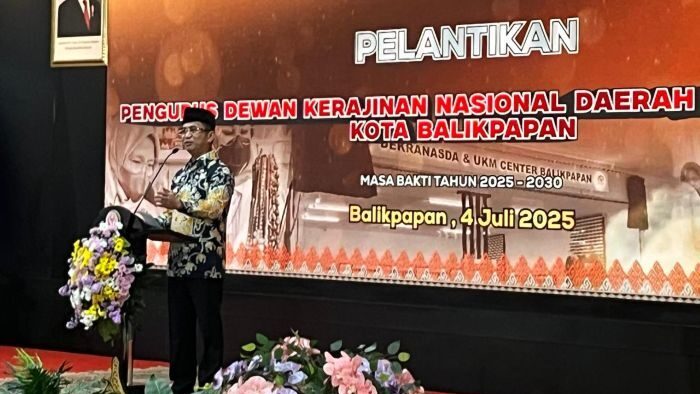Wali Kota Balikpapan, H. Rahmad Mas’ud Saat Pelantikan kepengurusan Dekranasda Kota Balikpapan masa bakti 2025–2030 yang berlangsung di Auditorium Balai Kota Balikpapan, Jumat (4/7/2025). Foto: BorneoFlash/Ardian