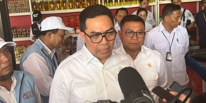 Wali Kota Samarinda, Andi Harun Saat Peluncuran serentak kelembagaan Koperasi Desa/Kelurahan Merah Putih digelar, pada Senin (21/7/2025). Foto: BorneoFlash/Nur Ainunnisa