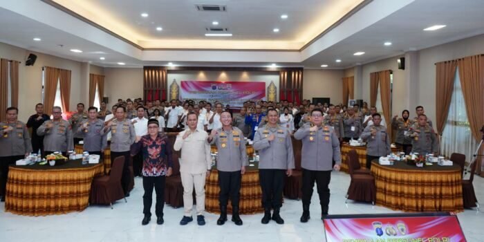 Polda Kalimantan Timur menggelar kegiatan pembinaan personel Polri dalam upaya menangkal radikalisme dan intoleransi, Rabu (9/7/2025). Foto: HO/Humas Polda Kaltim.