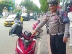 Jajaran Satlantas Polresta Balikpapan menunjukkan komitmen tegas dalam menegakkan aturan berlalu lintas (Lalin). Foto: HO/Humas Polresta Balikpapan