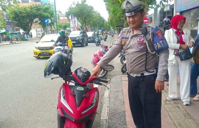 Operasi Patuh Mahakam 2025: Satlantas Polresta Balikpapan Tertibkan Pengendara Langgar Lalin