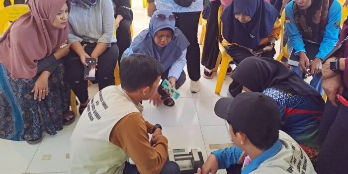 PT Pertamina EP (PEP) Bunyu Field bersama Pertamina Hulu Energi Nunukan Company (PHENC) menyelenggarakan program “Ketinting” dan “Buset” di Gedung BPU Desa Bunyu Barat. Foto: HO/PEP Bunyu Field