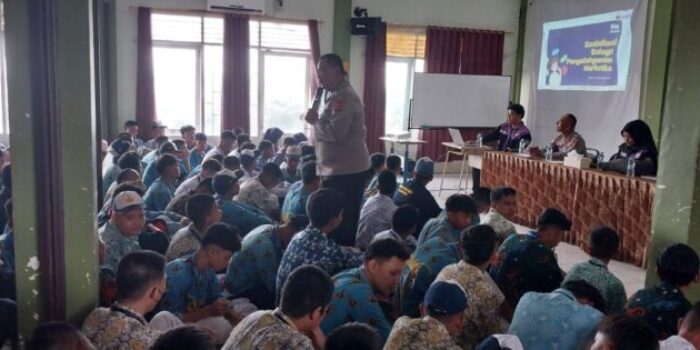 Satuan Binmas Polresta Balikpapan menunjukkan komitmennya dalam membentuk karakter generasi muda yang cerdas dan berintegritas. Foto: HO/Humas Polresta Balikpapan