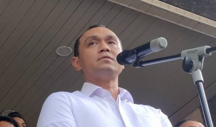 Wakil Direktur Reserse Kriminal Umum (Wadireskrimum) Polda Metro Jaya, AKBP Putu Kholis memberikan keterangan kepada pers di Jakarta, Selasa (26/8/2025). FOTO : ANTARA/Risky Syukur