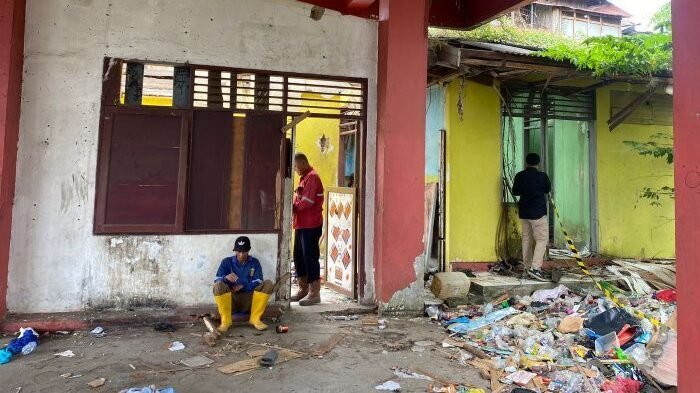 Bekas bangunan yang berada di Temindung Creative Hub yang di tertibkan. Foto: BorneoFlash/Nur Ainunnisa