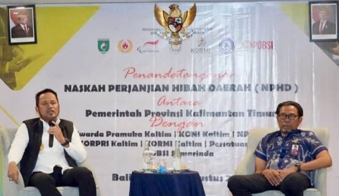 Gubernur Kaltim, H Rudy Mas'ud Bersama Kepala Dispora Kaltim Agus Hari Kesuma. Foto: BorneoFlash/Ist