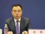 Asisten Menteri Luar Negeri China Liu Bin sedang memberikan pernyataan dalam sebuah konferensi pers di hadapan awak media di Kementerian Luar Negeri China, Beijing (22/8/2025). Foto: ANTARA/Desca Lidya Natalia