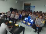 Jajaran Bhabinkamtibmas Polresta Balikpapan mendapatkan pelatihan khusus pengisian Indeks Keamanan Desa/Kelurahan (IKDK) dari Tim Direktorat Binmas Polda Kaltim, di Ruang Sat Binmas Polresta Balikpapan, pada Selasa (12/8/2025). Foto: BorneoFlash/Humas Polresta Balikpapan