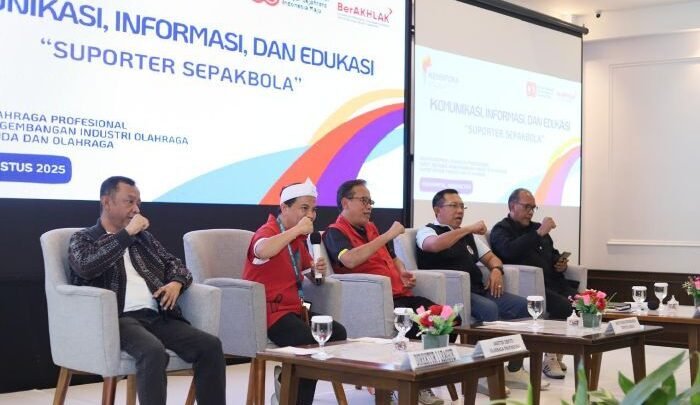 Kemenpora RI melalui Deputi Bidang Pengembangan Industri Olahraga menggelar kegiatan informasi dan edukasi suporter olahraga yang kali ini dilakukan di Yogyakarta, pada Jumat (22/8/2025). Foto: HO/ileague.id