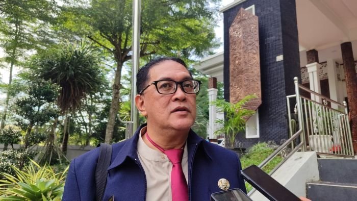 Kepala Dinas Kesehatan Kota Samarinda, Ismid Kusasih. Foto: BorneoFlash/Nur Ainunnisa