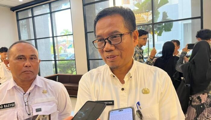 Kepala Dinas Sosial (Dinsos) Provinsi Kaltim, Andi Muhammad Ishak. Foto: BorneoFlash/Nur Ainunnisa