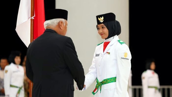Kepala Otorita IKN, Basuki Hadimuljono, meresmikan 38 putra-putri dari PPU sebagai Paskibraka di kawasan Nusantara pada Jumat (15/8/2025). Foto: HO/Humas Otorita IKN