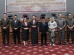 Lut Minal Abidin resmi dilantik sebagai Anggota DPRD Pengganti Antar Waktu (PAW) saat Rapat Paripurna DPRD Mahulu yang berlangsung di Ruang Rapat Sekretariat DPRD Lantai II, pada Senin (4/8/2025). Foto: HO/dprd.mahakamulukab