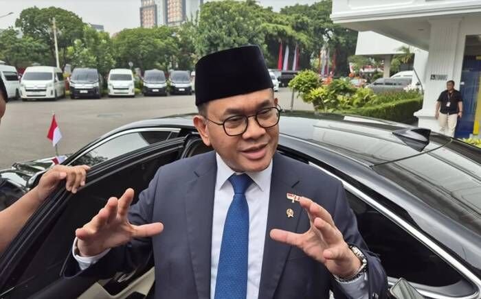 Menteri Perdagangan Budi Santoso saat menyampaikan keterangan seusai menghadiri bilateral RI-Peru di kompleks Istana Kepresidenan, Jakarta, Senin (11/8/2025). FOTO: ANTARA/Suci Nurhaliza