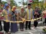 Menteri PPPA RI, Arifatul Choiri Fauzi, meresmikan Taman Bekapai sebagai Ruang Bersama Indonesia (RBI) di Kota Balikpapan, pada Jumat (29/8/2025). Foto: BorneoFlash/Niken Sulastri