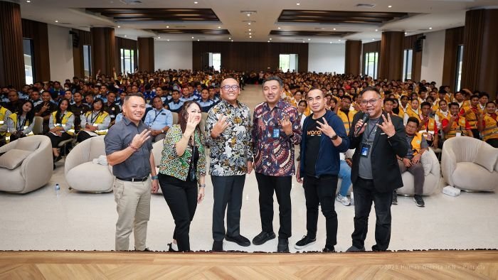 Foto bersama: Otorita IKN, BNI, dan BPJS dengan seluruh peserta kegiatan yang tergabung dalam building management. Foto: HO/Humas Otorita IKN