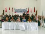 PHSS bersama Lembaga Pengelola Hutan Desa (LPHD) Handil Terusan dan Pemerintah Desa menggelar Pelatihan Manajemen Pengelolaan Ekowisata di BPU desa pada Kamis (21/8/2025). Foto: HO/PHSS