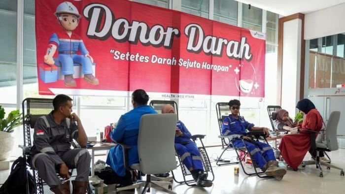PT Kilang Pertamina Balikpapan kembali mengadakan kegiatan Donor Darah di Lobby Gedung New Site Office (NSO) PT KPB, pada Kamis (7/8/2025). Foto: HO/KPB