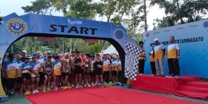 Ratusan peserta dari berbagai kalangan turut ambil bagian dalam ajang Mathilda Run 2025 yang digelar digelar di Lapangan Merdeka Balikpapan, pada Sabtu (2/8/2025). Foto: BorneoFlash/Niken Sulastri