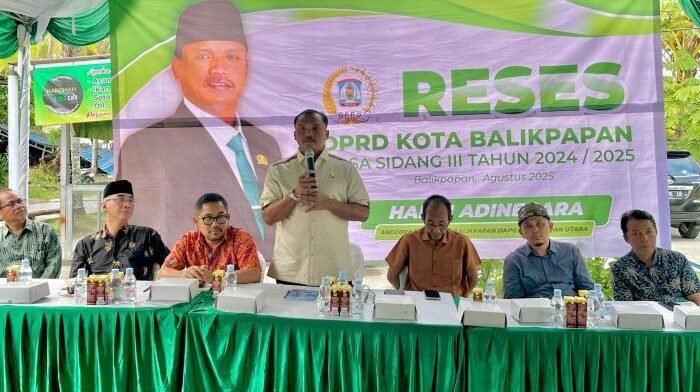 Reses Anggota DPRD Kota Balikpapan Halili Adinegara Masa Sidang III Tahun 2024/2025, di RT 43 Kelurahan Gunung Samarinda, Kecamatan Balikpapan Utara, pada Kamis Sore (28/8/2025). Foto: BorneoFlash/Niken Sulastri