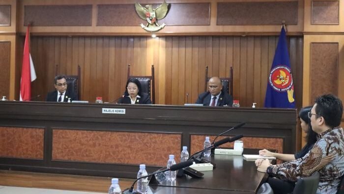 Sidang Putusan Komisi Pengawas Persaingan Usaha (KPPU) Atas Keterlambatan Notifikasi Mitsui &Co., Ltd. dan Mitsui &  Co. (Australia) Ltd, pada Senin (11/8/2025). Foto: HO/KPPU