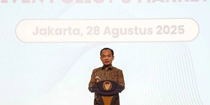 Sekretaris Kementerian Koordinator Bidang Perekonomian Susiwijono Moegiarso dalam Kick Off Pelatihan dan Webinar AI GARUDA (Gerakan AI untuk Resiliensi dan Kedaulatan Nasional), Jakarta, Kamis (28/8/2025) FOTO : ANTARA/HO-Kementerian Koordinator Bidang Pe