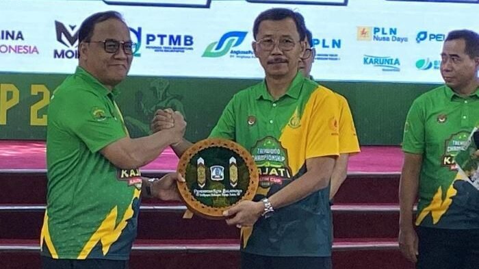 Wakil Wali Kota, Bagus Susetyo turut hadir pada pembukaan Taekwondo Championship Kajati Kaltim Cup 2025 di Balikpapan Sport and Convention Center (BSCC)/Dome, pada Jumat (1/8/2025). Foto: BorneoFlash/Niken Sulastri