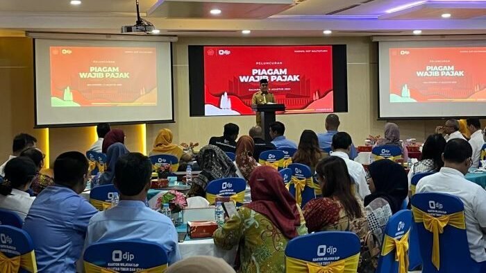 Wakil Walikota Balikpapan, Dr. Ir. H. Bagus Susetyo, M.M., saat peluncuran piagam wajib pajak, di Aula Etam Kantor Wilayah DJP Kalimantan Timur dan Utara, pada Senin (11/08/2025). Foto: BorneoFlash/Niken Sulastri
