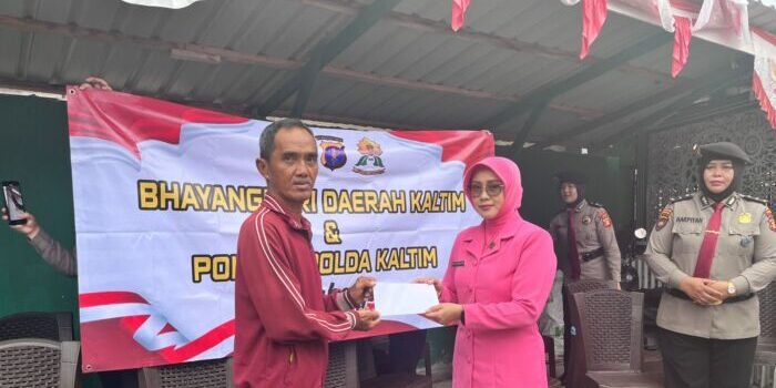 Polda Kaltim Gelar Aksi Sosial “Polwan dan Bhayangkari Berbagi” di Balikpapan
