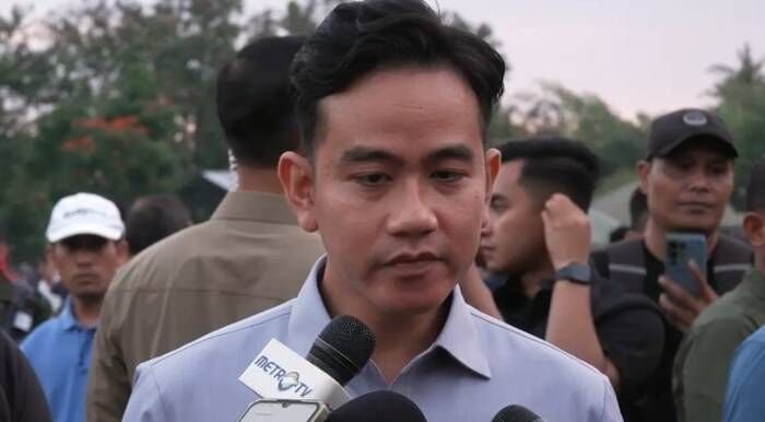 Wakil Presiden Gibran Rakabuming Raka memberikan keterangan pers di Mataram, Nusa Tenggara Barat (NTB), Jumat (1/8/2025).FOTO : ANTARA/HO-Sekretariat Wakil Presiden.