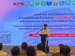 Gubernur Kalimantan Timur, Rudy Mas’ud dalam Rapat Koordinasi Pemberantasan Korupsi bersama KPK dan pertemuan koordinasi keuangan daerah dengan kepala daerah se-Kaltim  di Novotel Hotel Balikpapan, pada Rabu (10/9/2025). Foto: BorneoFlash.com/Ist