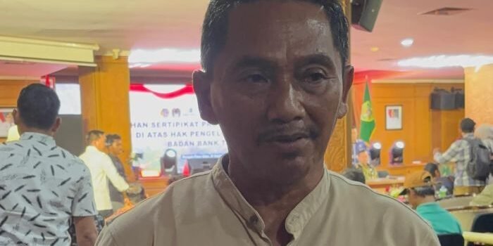 Sutriano, warga RT 02 Kelurahan Maridan Kabupaten PPU. Foto: BorneoFlash/Niken Sulastri