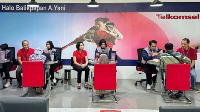 Memperingati HPN yang jatuh setiap 4 September, Telkomsel menawarkan berbagai penawaran menarik yang mencakup layanan 5G, IndiHome, Orbit, paket bundling perangkat, hingga Telkomsel Halo. Foto: HO/Telkomsel