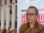 Direktur Informasi Publik, Direktorat Jenderal Komunikasi Publik dan Media, Kementerian Komunikasi dan Digital Nursodik Gunarjo saat diwawancarai di Padang, Selasa (30/9/2025). FOTO : ANTARA/Fandi Yogari/am.