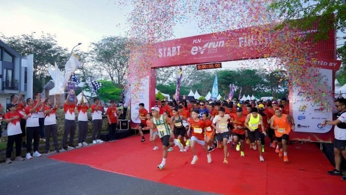 PLN UIP Kalimantan Bagian Timur menyelenggarakan acara Electric Vibes Run 2025 PLN UIP Kalimantan Bagian Timur menyelenggarakan acara Electric Vibes Run 2025 (EV Run) di kawasan Grand City pada Minggu (14/9/2025). Foto: HO/PLN UIP KLT