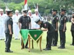 Kasdam VI/Mulawarman, Brigjen TNI Ari Aryanto Tutup Pendidikan Pertama Tamtama Infanteri Gelombang II TA 2025 di Rindam VI/Mulawarman, Banjarbaru, Kalimantan Selatan (Kalsel) pada Sabtu (13/09/2025). Foto: HO/Pendam VI/Mlw