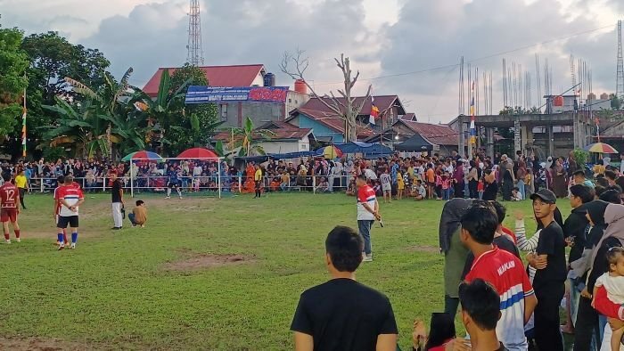 Turnamen Mahakam Mini Soccer 2025 gelaran PHM ini berlangsung pada 9-27 Agustus 2025 Turnamen Mahakam Mini Soccer 2025 gelaran PHM ini berlangsung pada 9-27 Agustus 2025, mempertemukan 24 klub dari Kecamatan Samboja, Samboja Barat, dan Muara Jawa di Kabupaten Kutai Kartanegara. Foto: HO/PHM